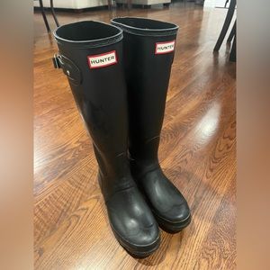 HUNTER RAIN BOOTS